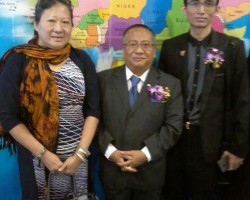 The meeting of the lndonesia singaraja royalty